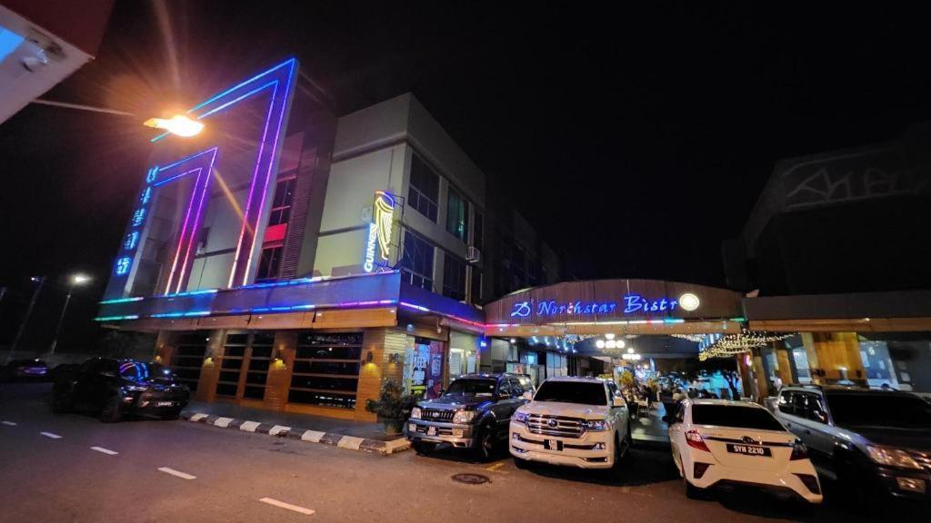 D North Star Hotel & Spa Sandakan Exterior foto