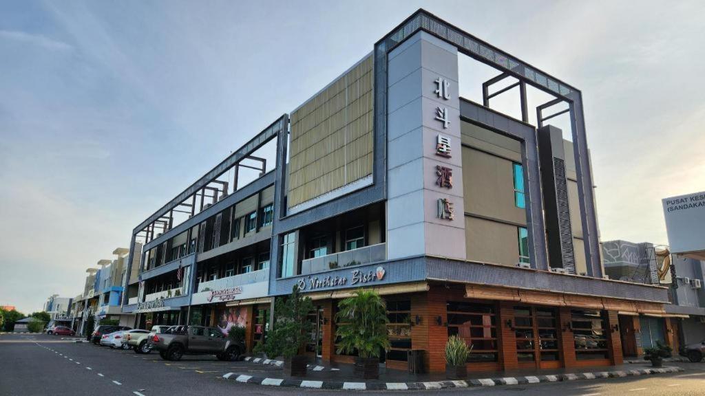 D North Star Hotel & Spa Sandakan Exterior foto